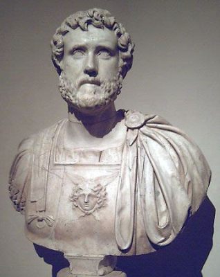 Antoninus Pius'un İmparatorluğunu Güçlendirmeye Yönelik Reformları ve Barış Döneminin Etkileri